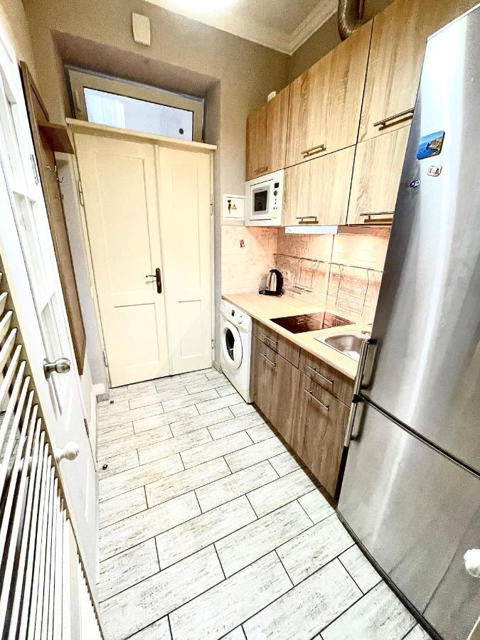 Stare Misto Apartamento Lviv Exterior foto